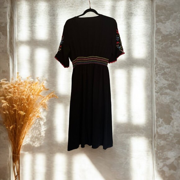 Higustar Mexican Embroidered Midi Dress - Picture 3 of 3